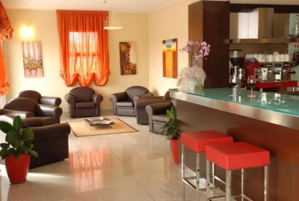 sala bar | Confidence Hotel Brescello